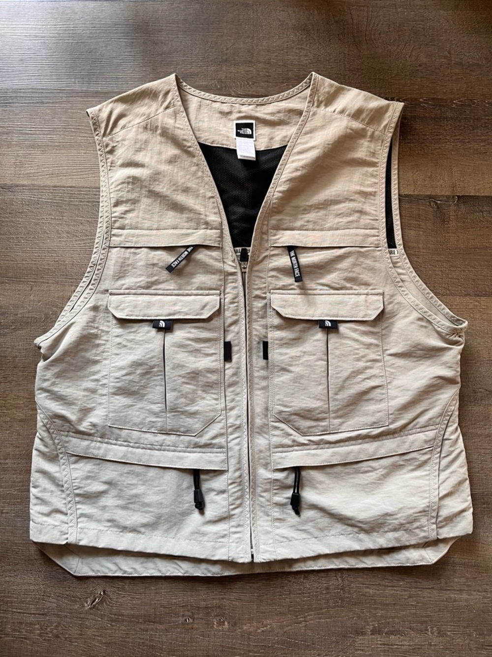The North Face men’s field utility hiking vest large tekware technology pockets
